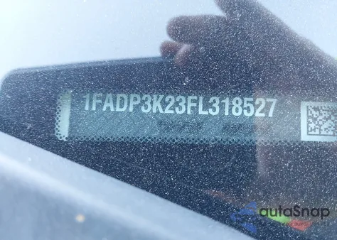 2015 Ford Focus Se z USA, uszkodzony, nr VIN 1FADP3K23FL318527